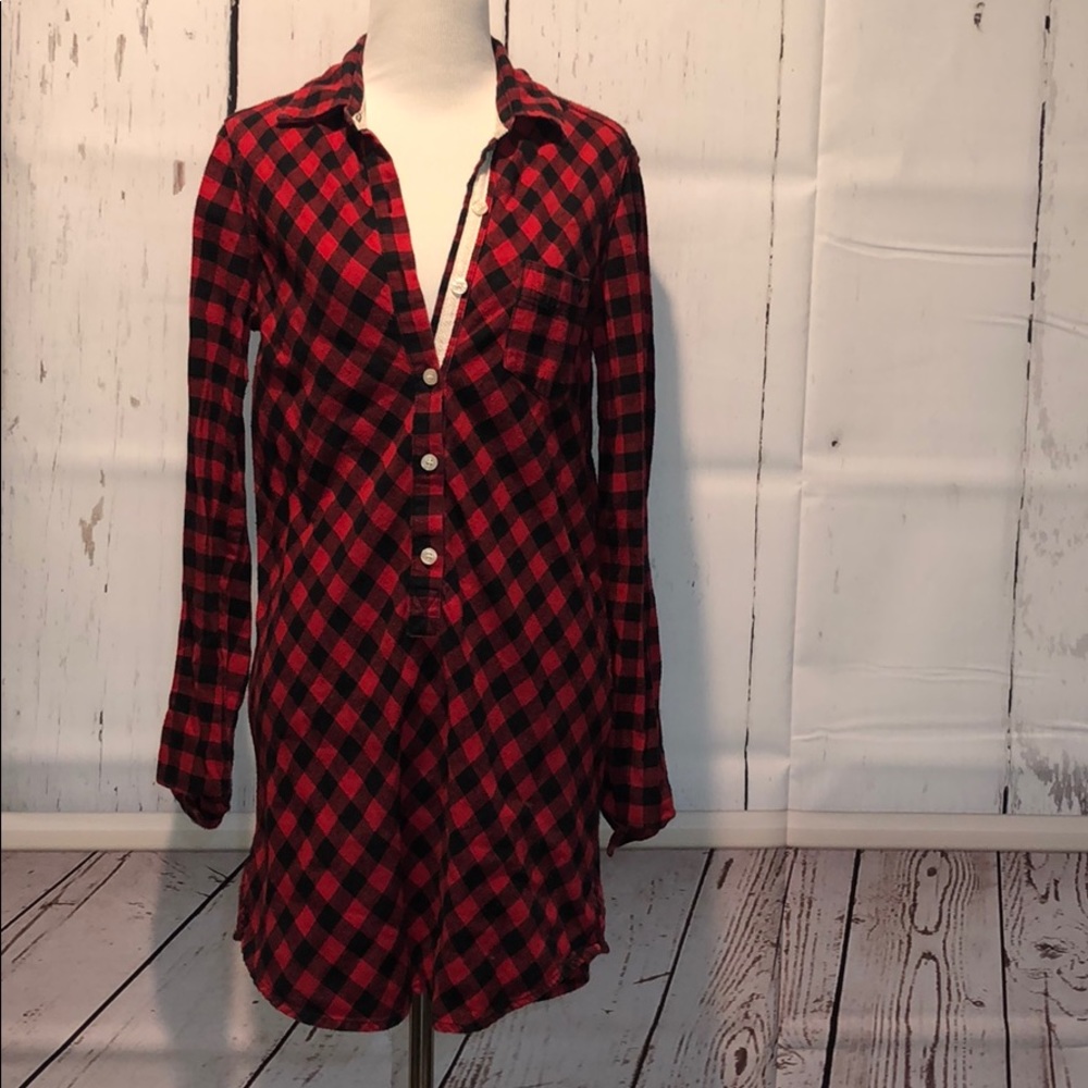 Aerie long sleeve button up